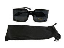 Load image into Gallery viewer, Oversized Sunglasses and A microfiber pouch
